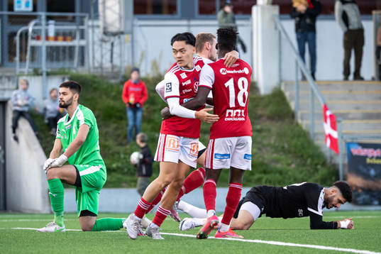 Sandvikens Naeem Mohammed jublar