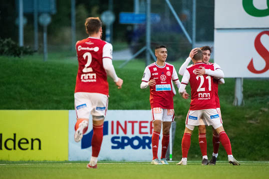 Sandvikens Christoffer Aspgren, Deniz Yaldir och Danilo