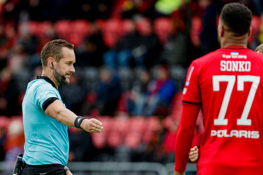 domare Victor Wolf dömmer straff till Elfsborg