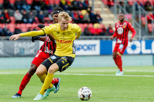 Elfsborgs Jeppe Møldrup Okkels i kamp medÖstersunds