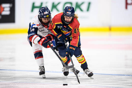 Linköpings Justine Leanne Reyes och Djurgårdens Sofie