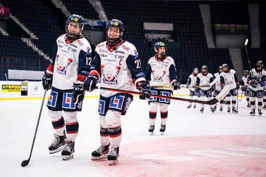 Linköpings Ingrid Morset och Madelen Haug Hansen jublar