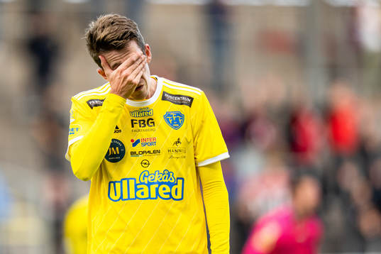 Falkenbergs Adam Eriksson  deppar