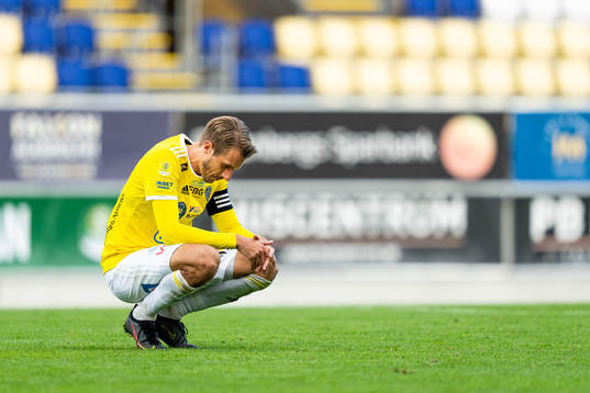 Falkenbergs Tobias Karlsson deppar