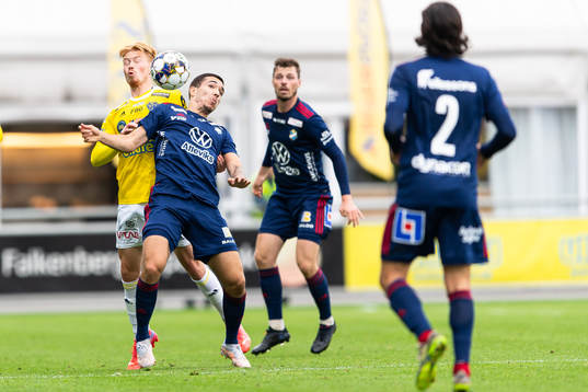 Falkenbergs Linus Borgström och Östers Lucas Lima