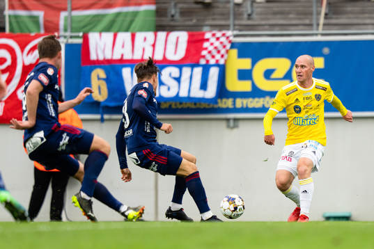 Falkenbergs Christoffer Carlsson