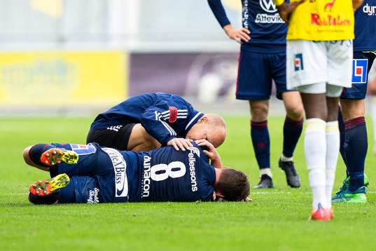 Östers Alex Thor Hauksson har ont