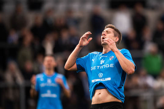 Halmstads Mikael Boman deppar