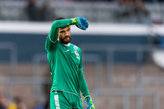 Kalmars målvakt Lucas Hägg Johansson deppar