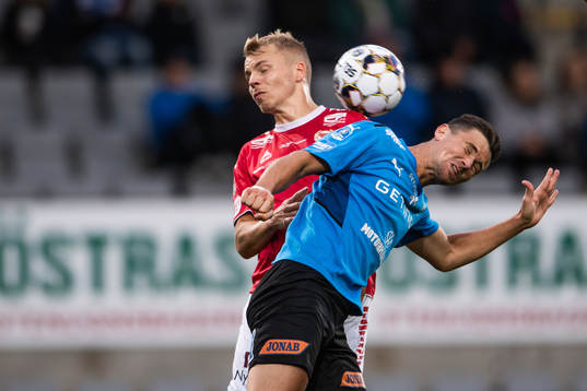 Kalmars Sebastian Ring och Halmstads Marcus Antonsson