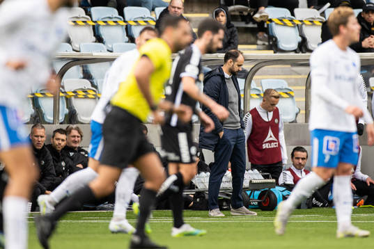 Örebros tränare Vitor Gazimba