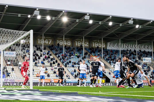 IFK Norrköpings Henrik Castegren gör 3-0 bakom Örebros