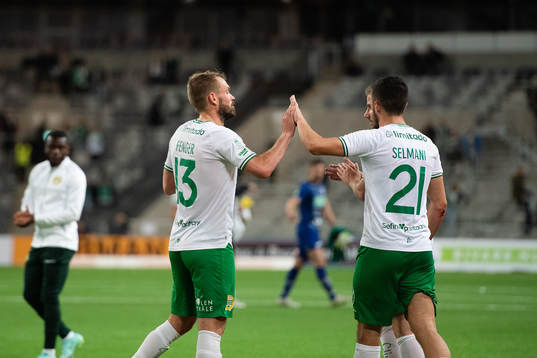 Hammarbys Mads Fenger Nielsen och Astrit Selmani jublar