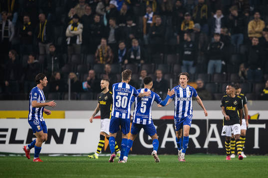IFK Göteborgs Simon Thern jublar