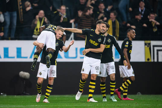 s Erick Otieno, Sebastian Larsson och Sotirios