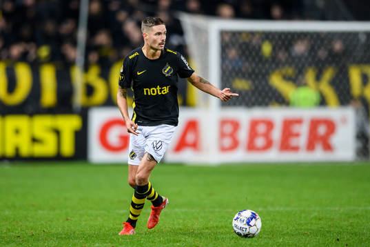 s Mikael Lustig
