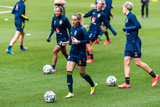 Kosovare Asllani