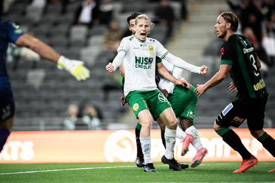 Hammarbys Gustav Ludwigson jublar