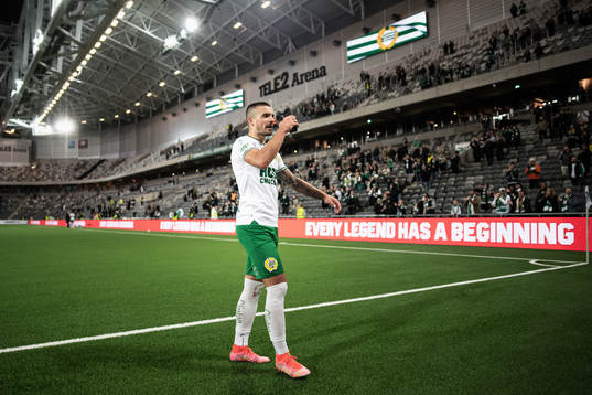 Hammarbys Vladimir Rodic jublar