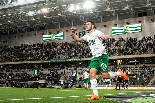 Hammarbys Astrit Selmani jublar