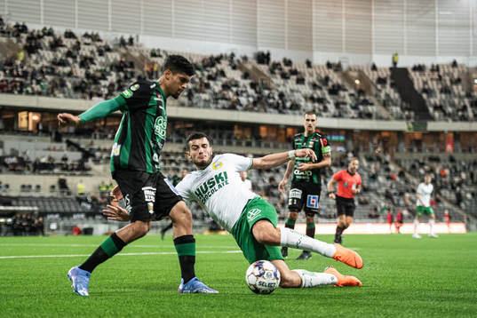 Varbergs Luke le Roux och Hammarbys Astrit Selmani