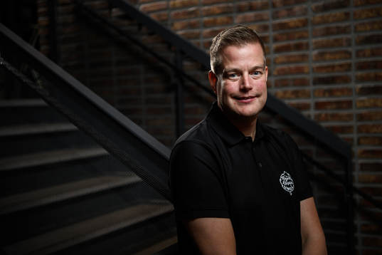 Per Kenttä, Sportchef Björklöven, poserer för porträtt