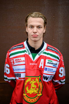 Lukas Wernblom, Mora