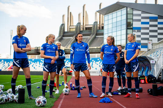 Emilie Bragstad, Julie Blakstad, Ingrid Syrstad Engen,