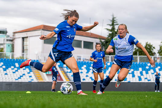 Vilde Bøe Risa and Frida Maanum of the Norwegian women's