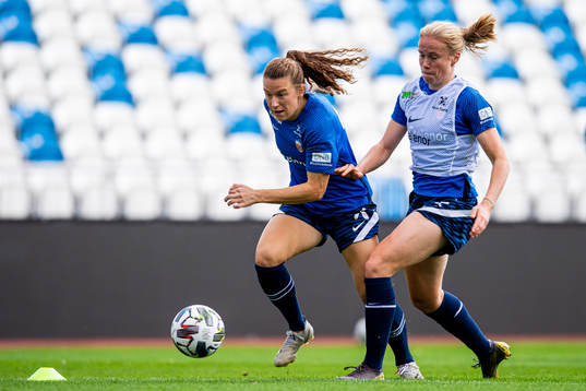 Synne Skinnes Hansen and Julie Blakstad of the Norwegian
