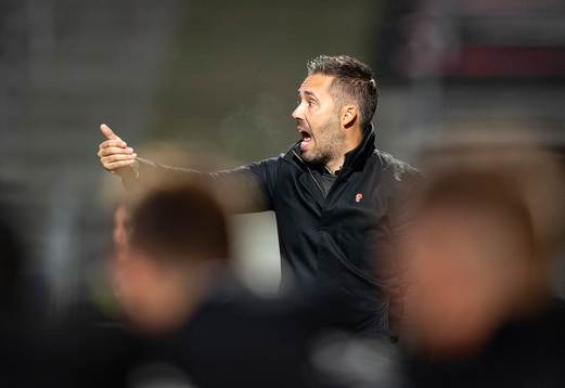 [DK=20210921: Cheftræner Marti Cifuentes, AaB]