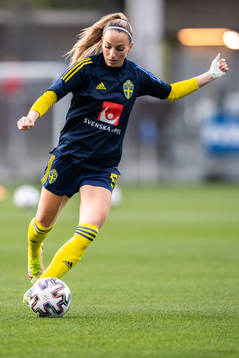 Kosovare Asllani of Sweden