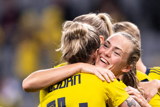 Magdalena Eriksson of Sweden celebrate with Julia Roddar