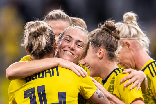 Magdalena Eriksson of Sweden celebrate with Julia Roddar