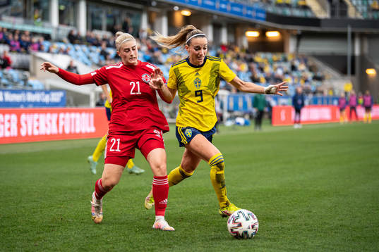 Mariam Kalandadze of Georgia and Kosovare Asllani of Sweden