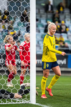 Caroline Seger of Sweden celebrate