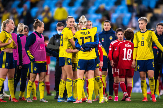 Fridolina Rolfö, Caroline Seger and Kosovare Asllani of