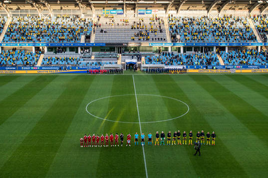 Players of Georgia and of Sweden