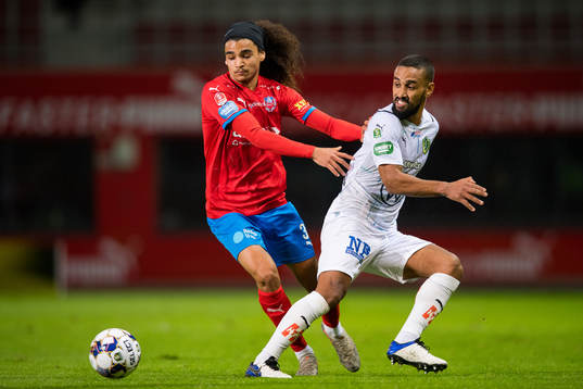 Helsingborgs Adam Kaied och Jönköpings Junes Barny