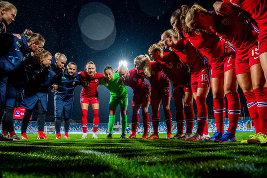 Bläddra bland fler bilder av Football, FIFA Women's World Cup Qualifier, Kosovo - Norway