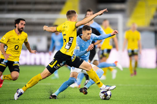 Malmö FFs Veljko Birmancevic och Elfsborgs Leo Väisänen