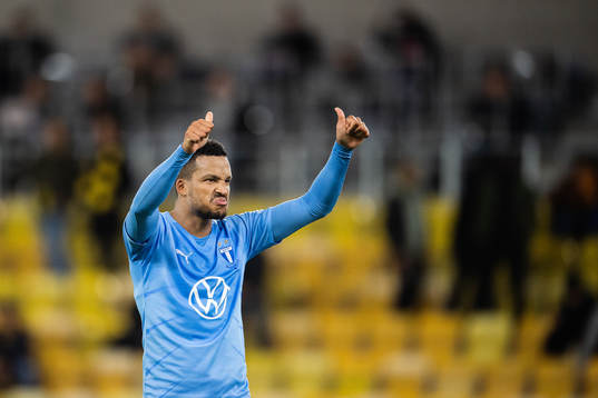 Malmö FFs Martin Olsson jublar