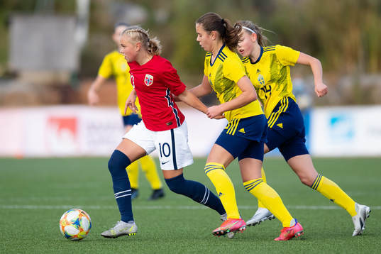 Norges Mathe Berg-Solemdal och Sveriges Matilda Ekblom