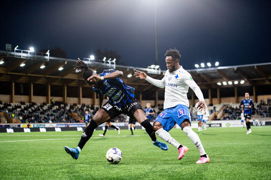Sirius Joseph Colley och IFK Norrköpings Samuel Adegbenro