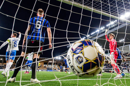 IFK Norrköpings Linus Wahlqvist jublar