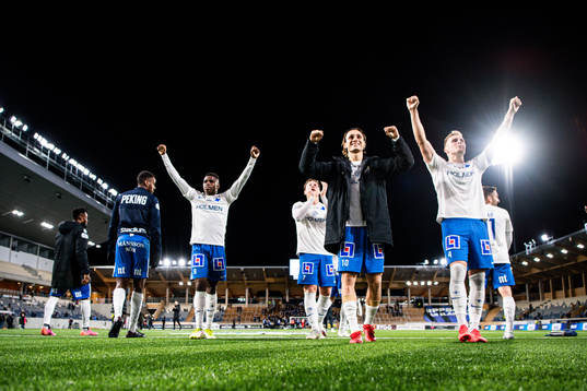 IFK Norrköpings spelare jublar