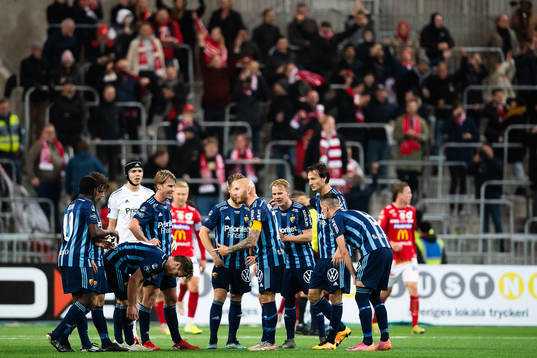 Djurgårdens Magnus Eriksson samlar laget