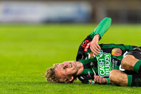 Varbergs Alexander Johansson har ont