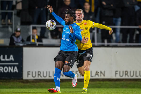 Halmstads Joseph Baffo  och Mjällbys Jacob Bergström