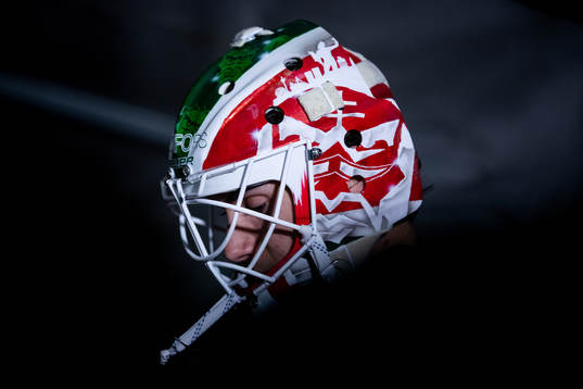Frölundas målvakt Matthew Tomkins innan ishockeymatchen i